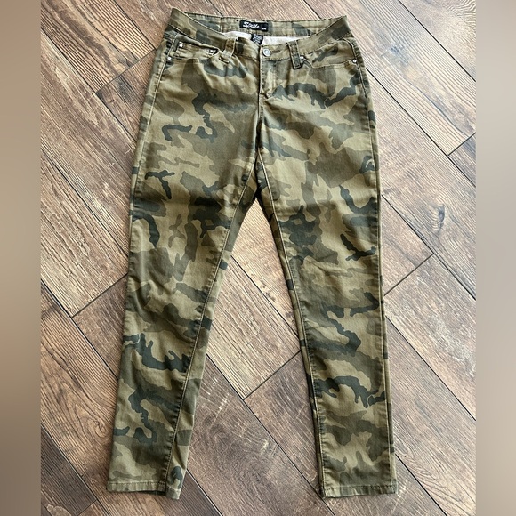 Vintage Y2K Low Rise Camo Pants with Rhinestone Details - Picture 8 of 9